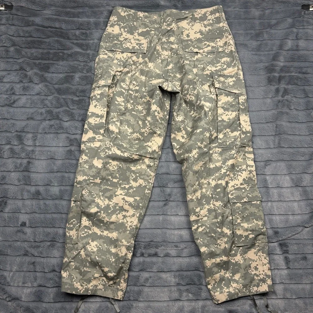 Propper International ACU Army Combat Uniform Digital Camo Cargo Pants Med Short